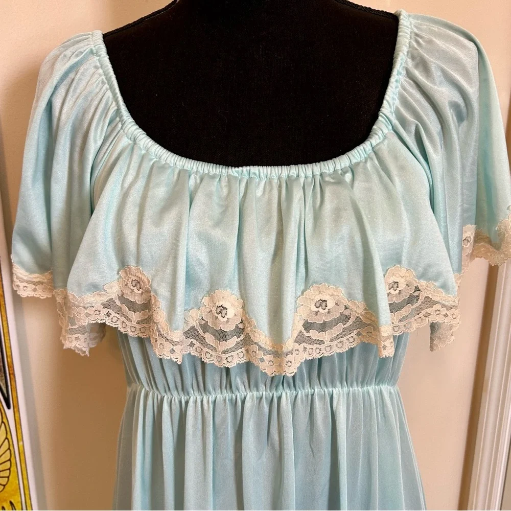 Off the Shoulder Prairie Dress Night Gown Vintage - Picture 3 of 11